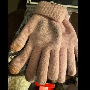 NWT touch screen gloves
